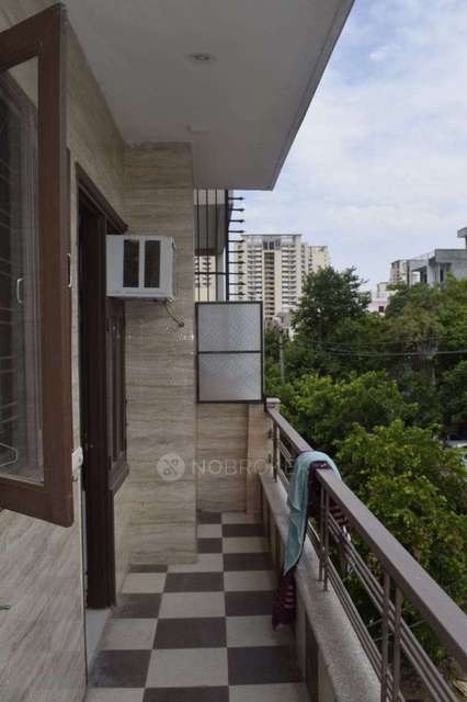 PG for Boys in Sector 48