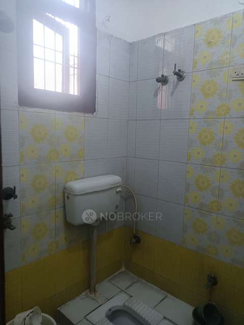 2 BHK Flat For Sale  In Pratap Vihar