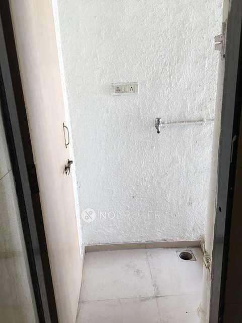 2 BHK Flat In Manomay Housing Society  For Sale  In Kharghar