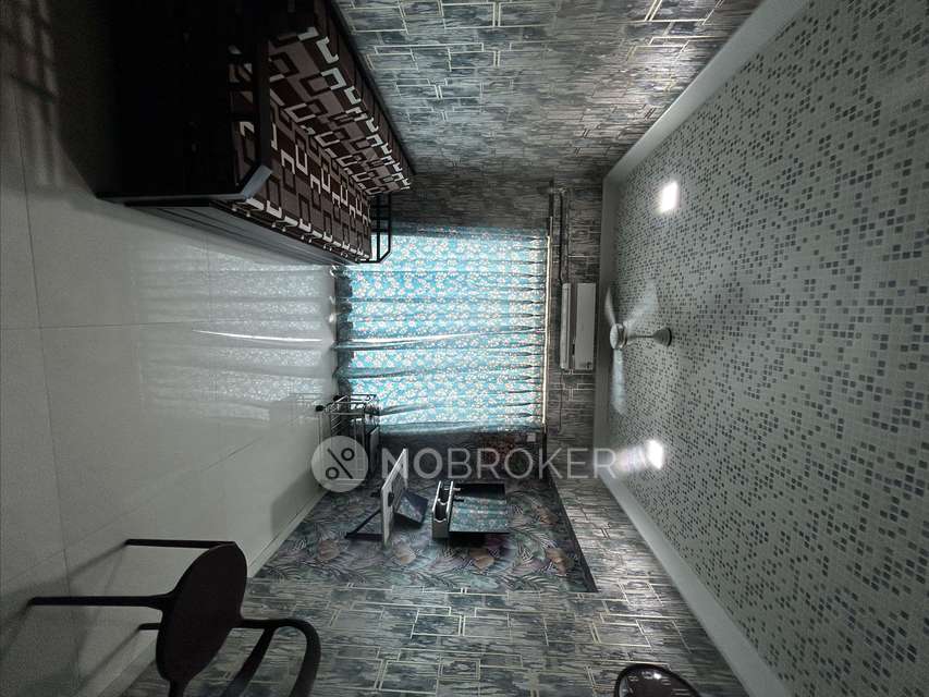 1 RK Flat In Crescent Landmark  for Rent  In Andheri East, 