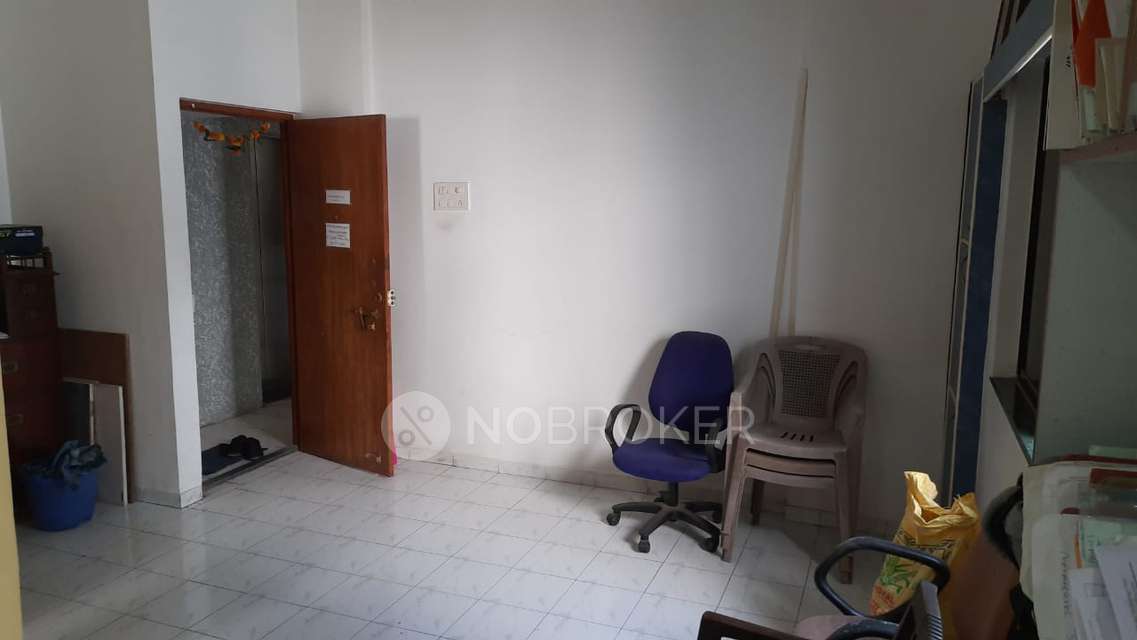 1 RK Flat In Butte Patil  Presitage  For Sale  In Shivajinagar