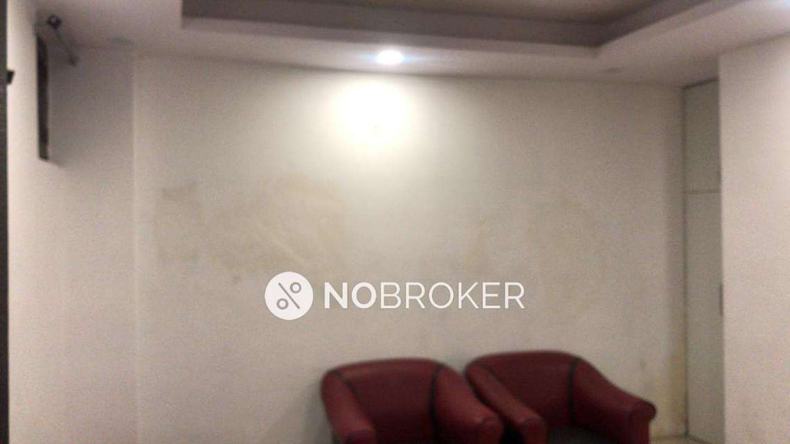 Restaurant/Cafe in Lado Sarai, Delhi for Rent 