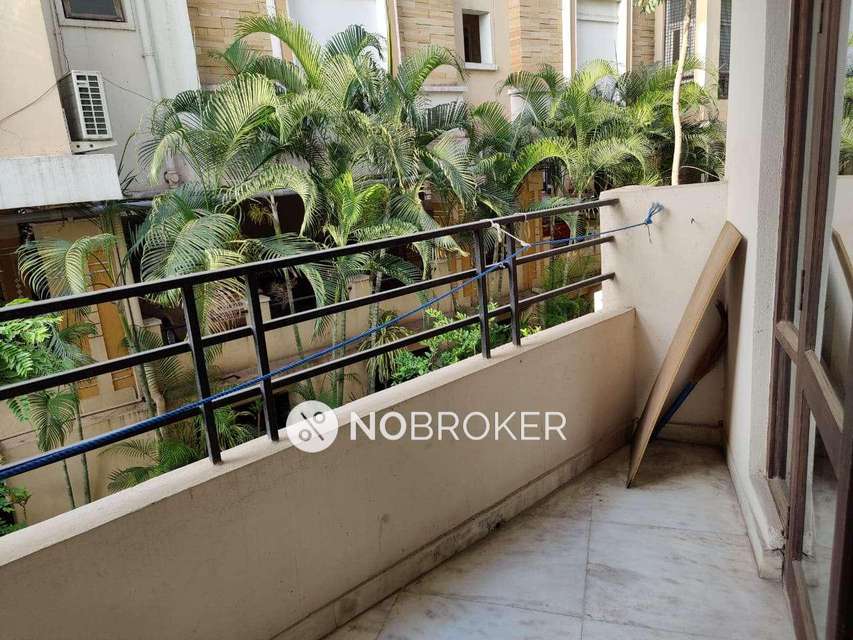 3 BHK Flat In Uma Park Side For Sale  In Banjara Hills