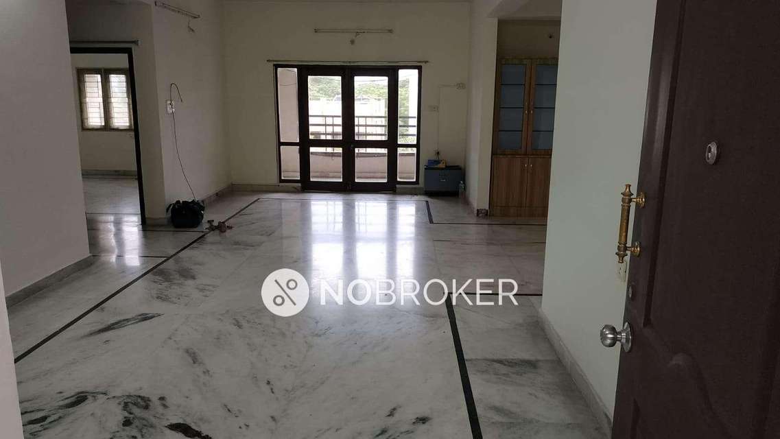 3 BHK Flat In Uma Park Side For Sale  In Banjara Hills
