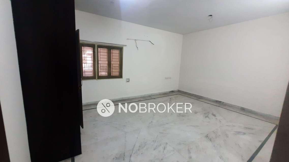 3 BHK Flat In Uma Park Side For Sale  In Banjara Hills