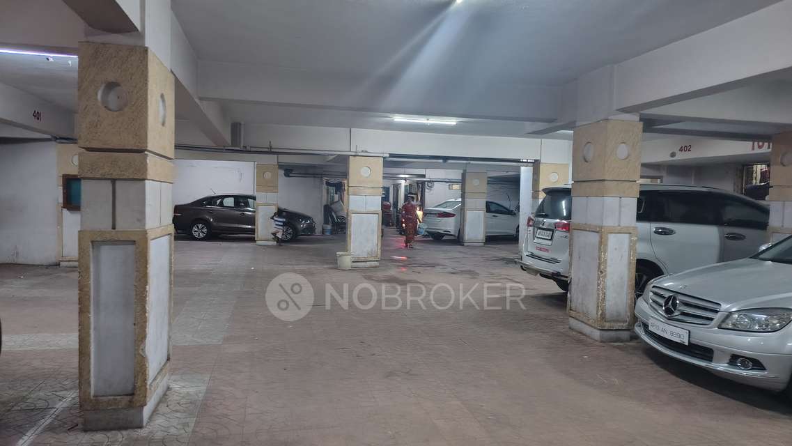 3 BHK Flat In Uma Park Side For Sale  In Banjara Hills