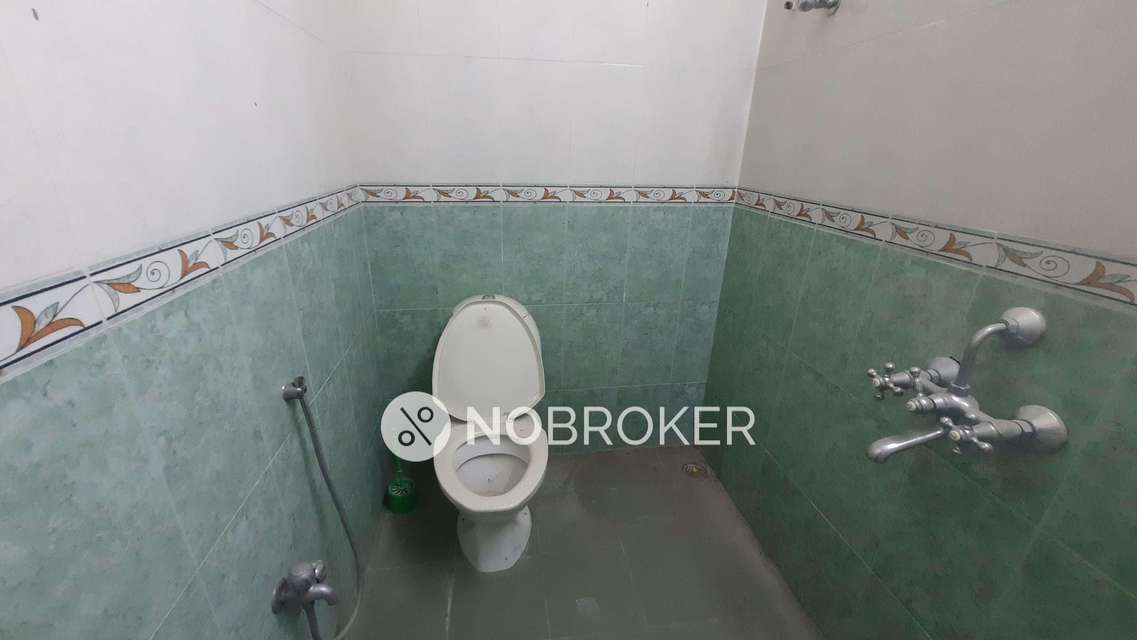 3 BHK Flat In Uma Park Side For Sale  In Banjara Hills