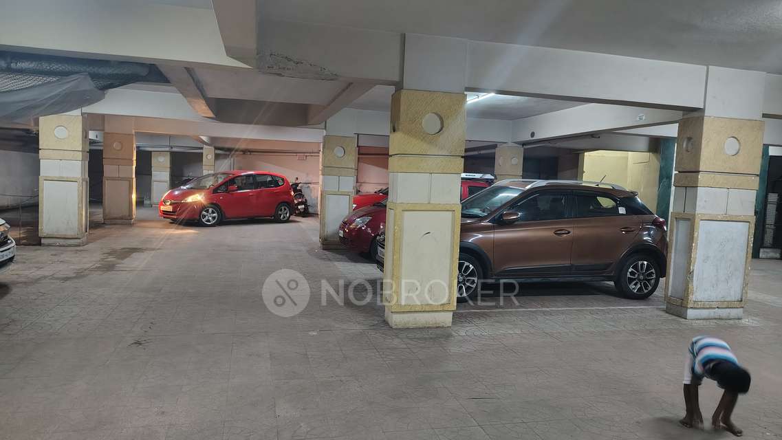 3 BHK Flat In Uma Park Side For Sale  In Banjara Hills