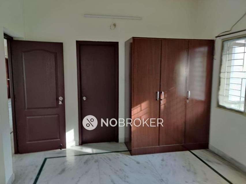 3 BHK Flat In Uma Park Side For Sale  In Banjara Hills