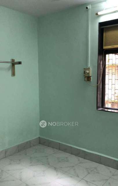 2 BHK Flat In Madhumahal Apartment For Sale  In Ghatkopar East