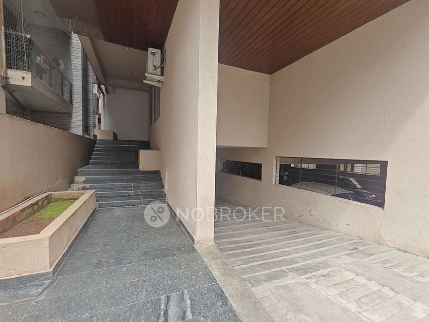 4 BHK Flat In Rudrani Aum Apartment For Sale  In Koramangala