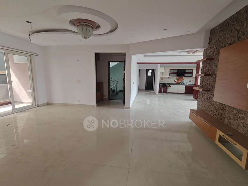 4 BHK Flat In Rudrani Aum Apartment For Sale  In Koramangala