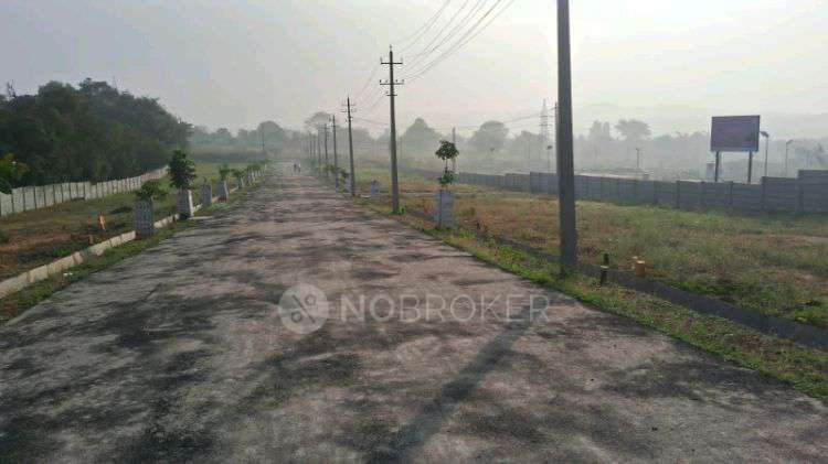 Plot For Sale  In Bnd Krishna Medeows In Mayaganahalli