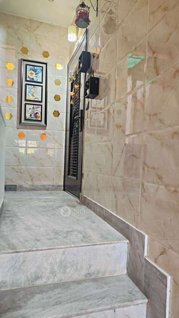 2 BHK Flat In Sunder Enclave For Sale  In Paschim Vihar