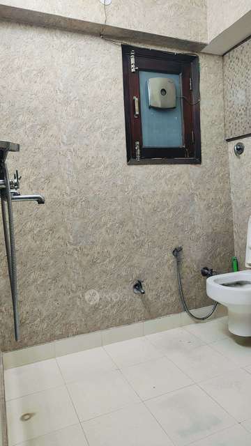 2 BHK Flat In Sunder Enclave For Sale  In Paschim Vihar