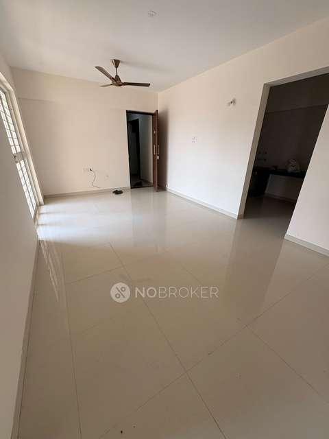 2 BHK Flat In  Parklane Life Seasons for Rent  In Dhanori