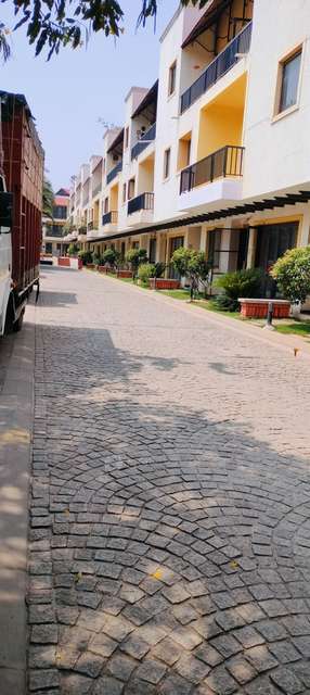 4 BHK Flat In Waterwoods Apartments For Sale  In Whitefield