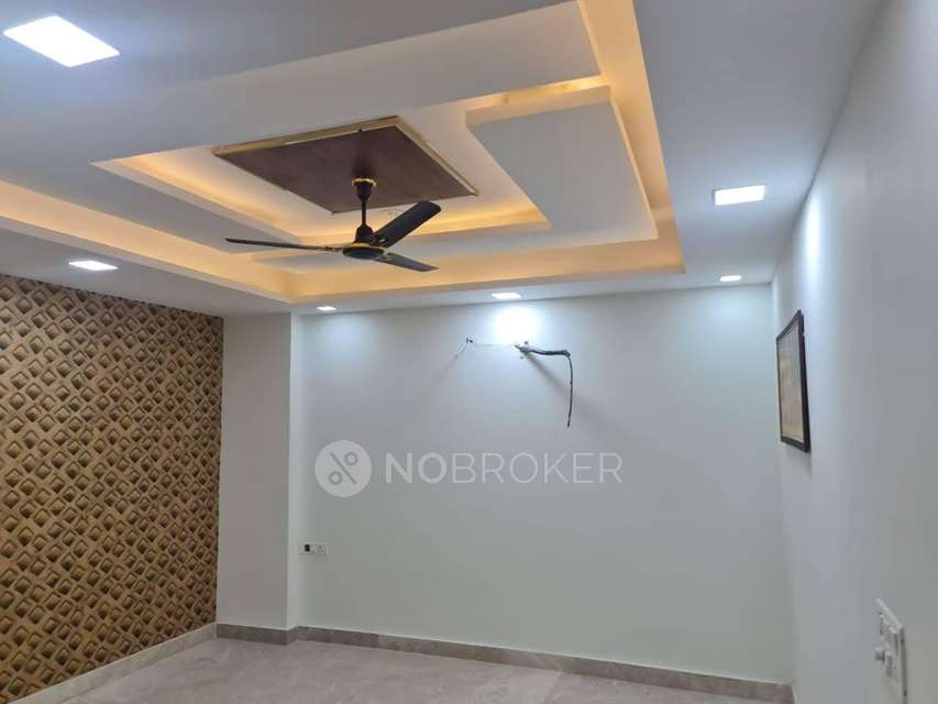 3 BHK Flat In New Colony, Sector 7 For Sale  In Sector 7