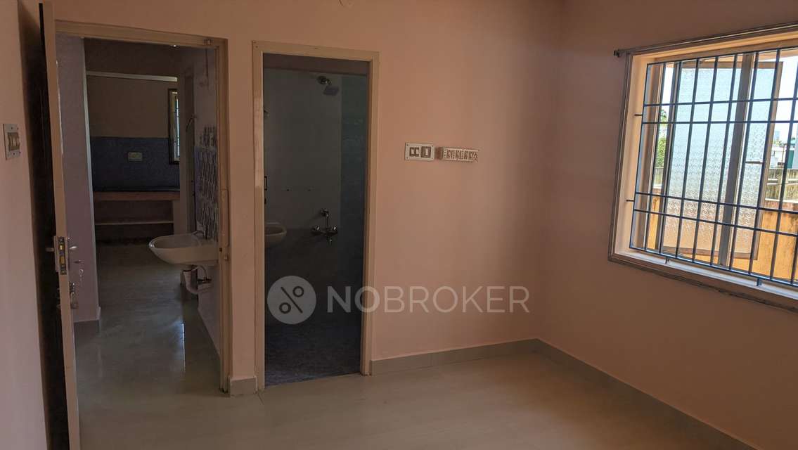 2 BHK Flat In Pranavs Sripadam For Sale  In Madhavaram