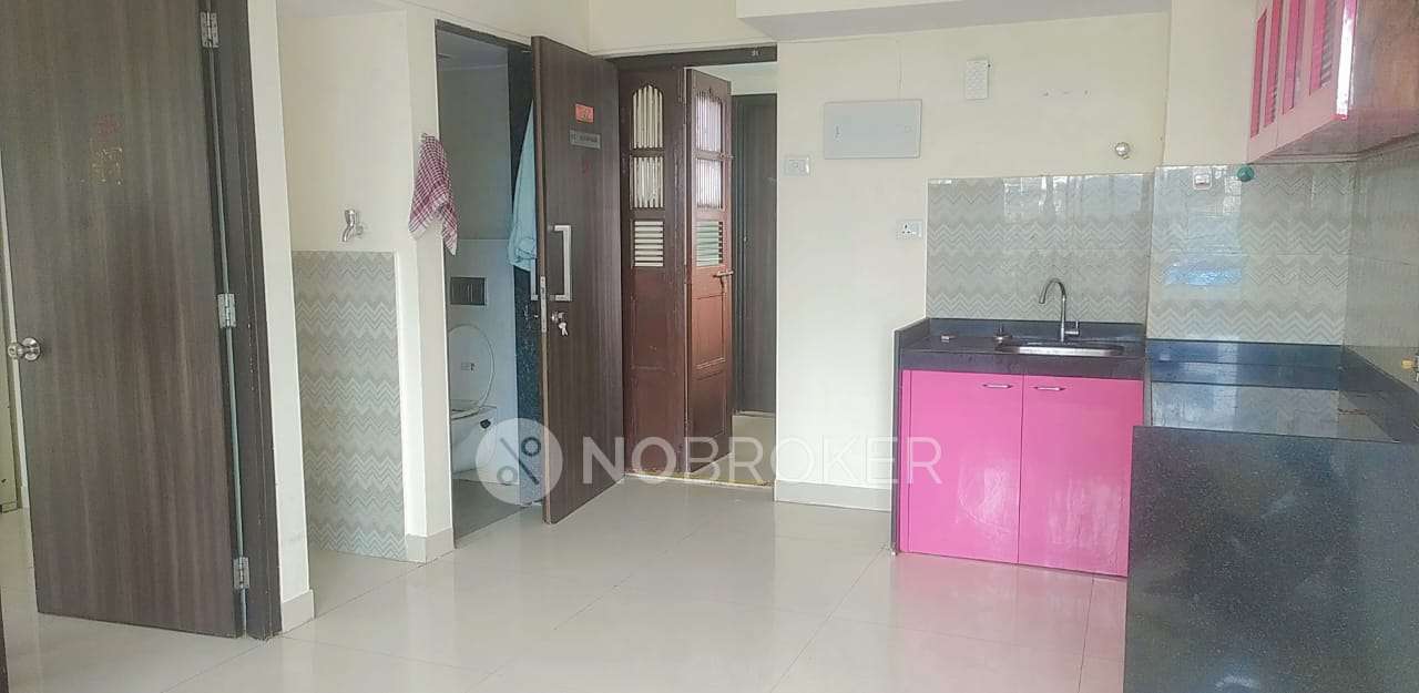 1 BHK Flat In Lodha Crown For Sale  In Balkum Majiwada