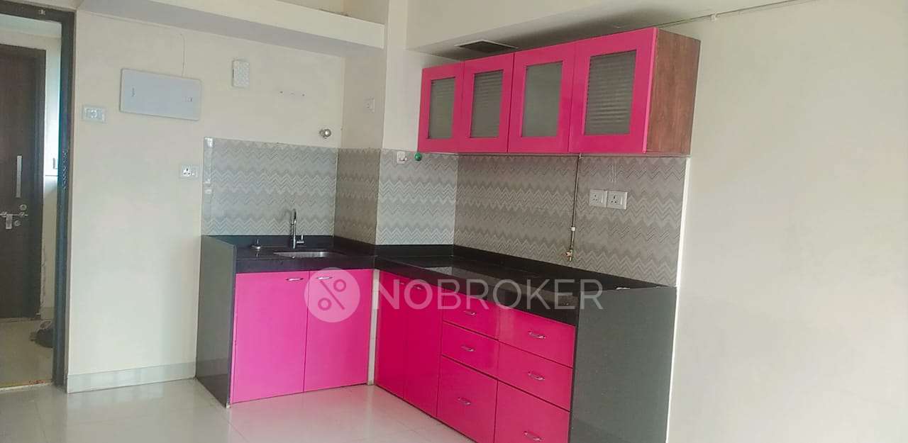 1 BHK Flat In Lodha Crown For Sale  In Balkum Majiwada