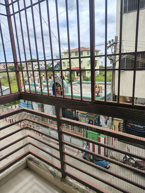 2 BHK Flat In Sri Sai Flats For Sale  In Kolapakkam