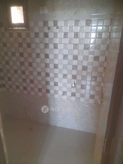 1 BHK Flat In Crystal Apartment For Sale  In Sector-73