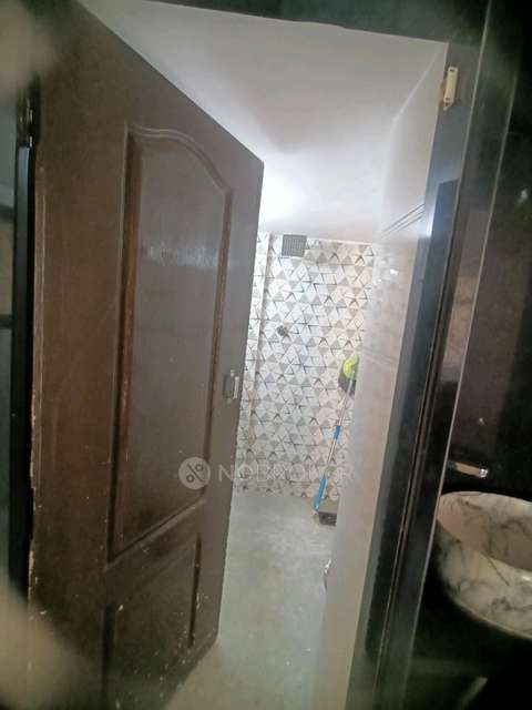 1 BHK Flat In Om Sai Regency Chsl For Sale  In Medetiya Nagar