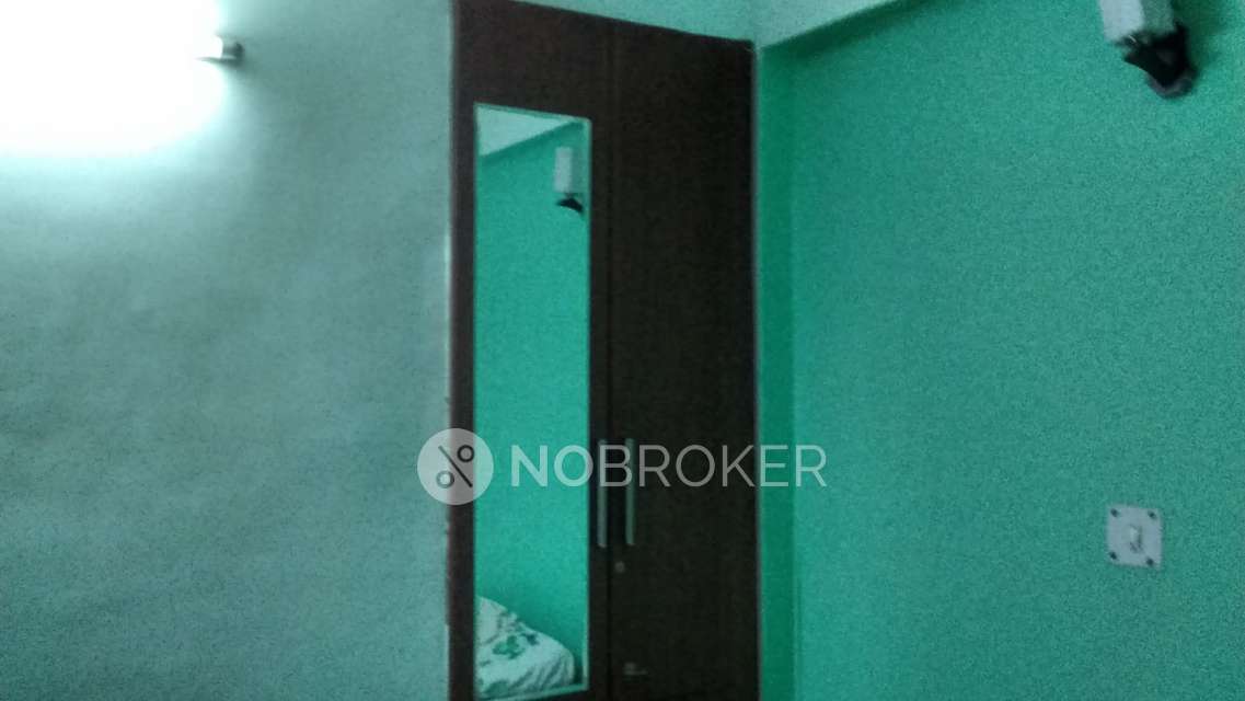 2 BHK Flat For Sale  In Mahavir Enclave