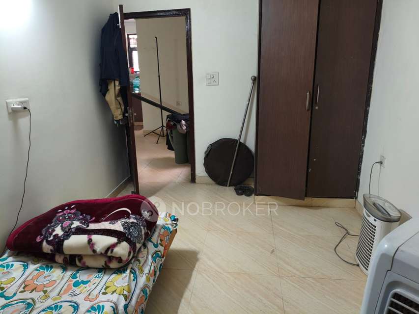 2 BHK Flat In Hno 4719b for Rent  In Sector 23a