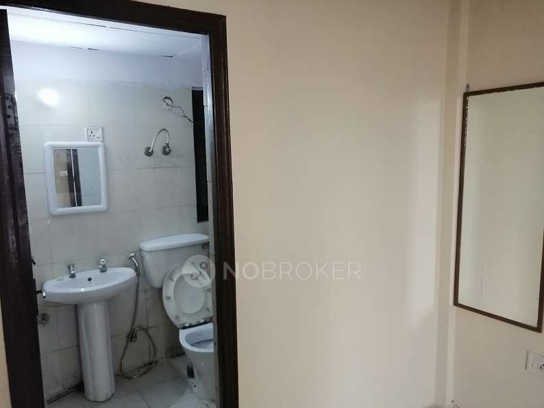 2 BHK Flat In Mahagun Puram, Mahagunpuram For Sale  In Mahagunpuram