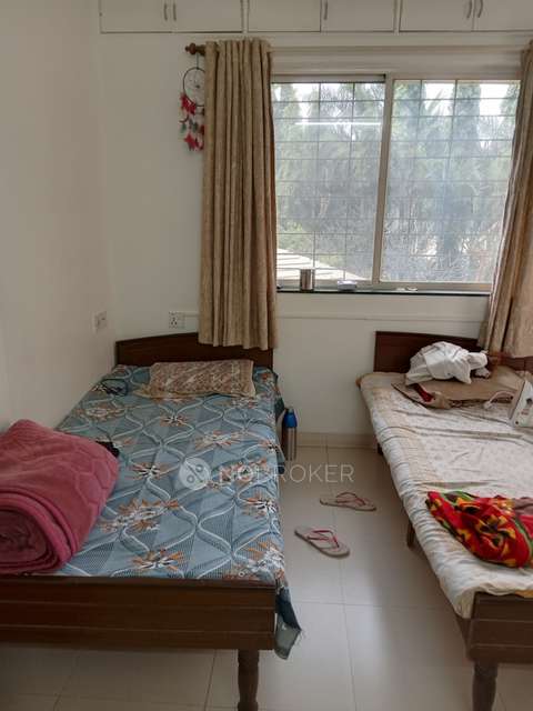 PG for Girls in Yash Classic