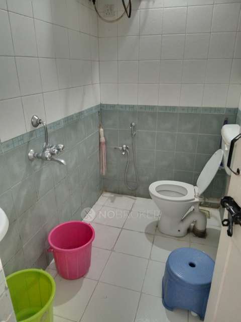 PG for Girls in Yash Classic