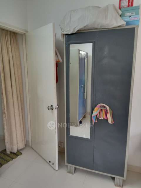 PG for Girls in Yash Classic