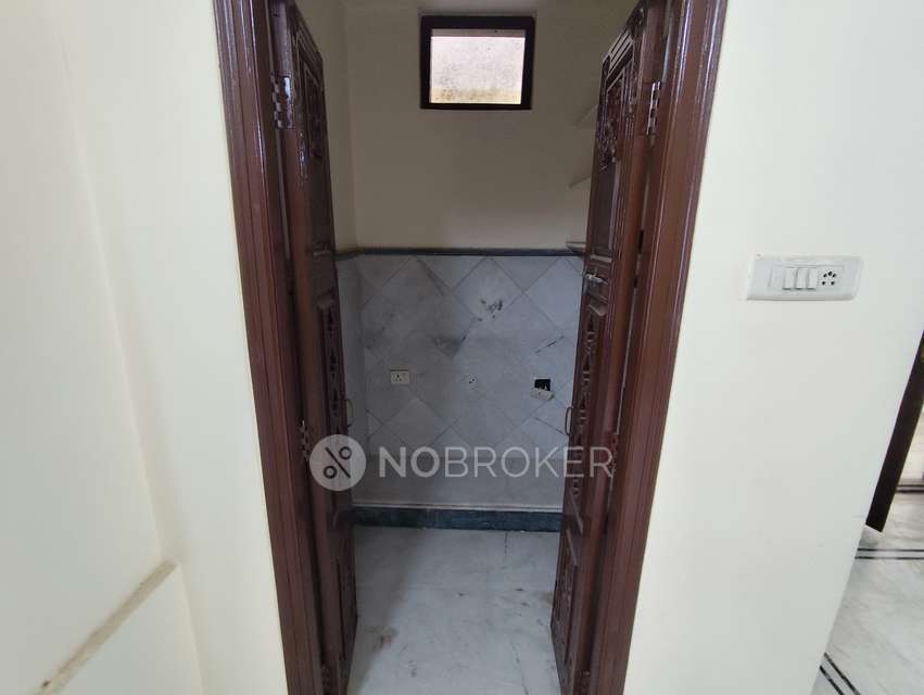 3 BHK Flat In Hussain Nest For Sale  In Lakdikapul