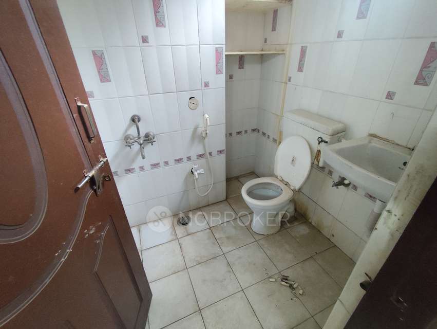 3 BHK Flat In Hussain Nest For Sale  In Lakdikapul