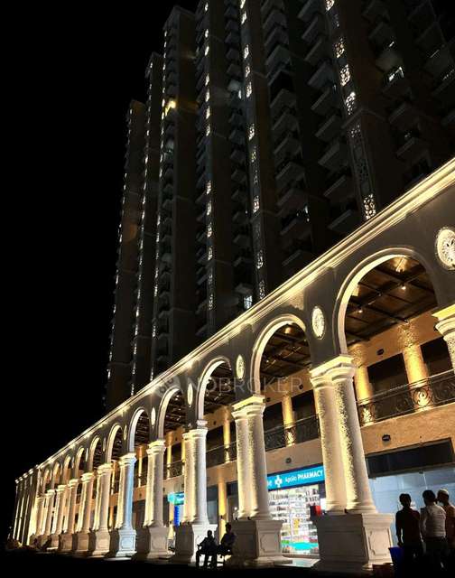 Shop in Prateek Grand City - Paeonia Entry Gate, Ghaziabad for sale 