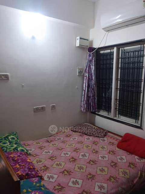 2 BHK Flat In Tulip Garden, Sembakkam, Krishna Nagar For Sale  In Tulip Garden