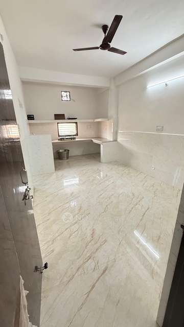 1 BHK House for Rent  In Kamlesh Sadan