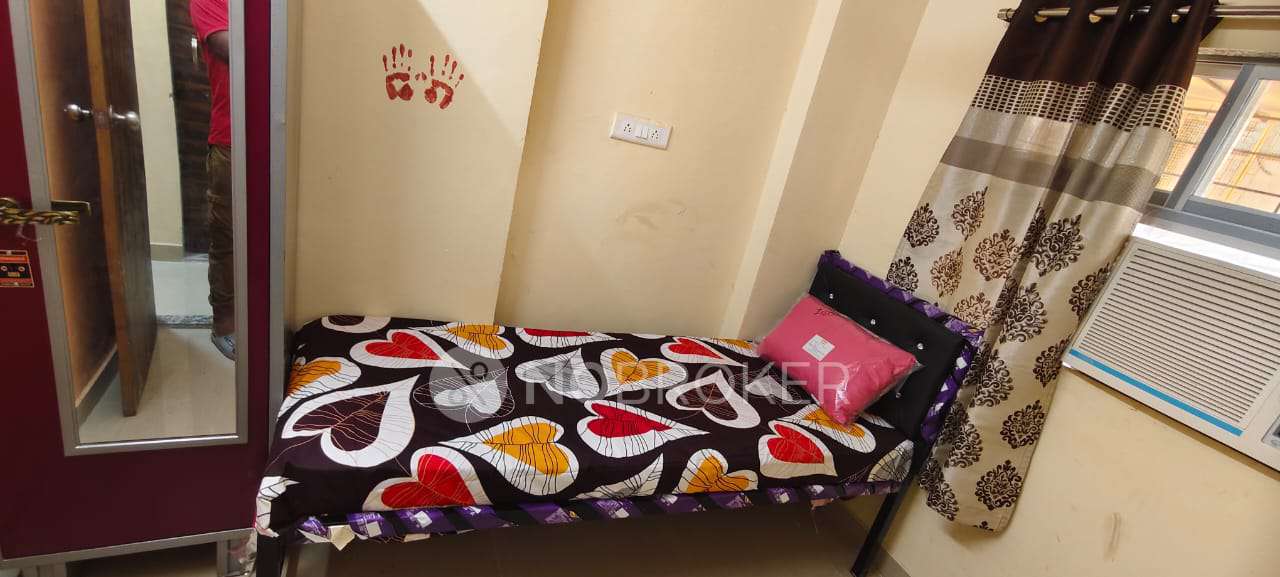 PG for Anyone in Malad West