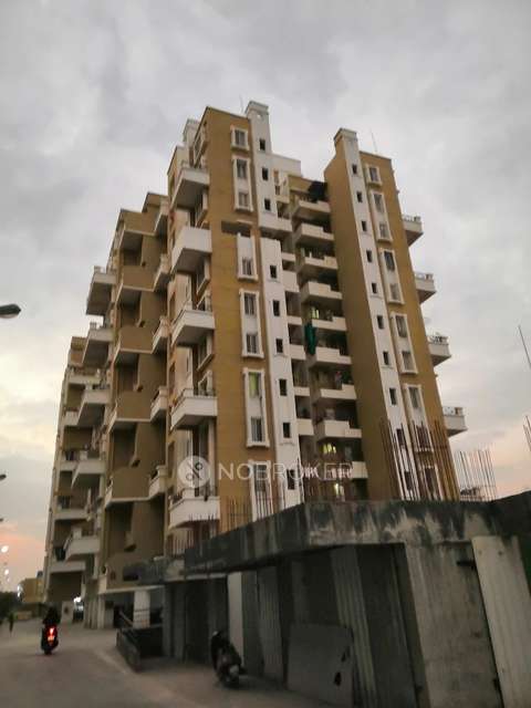 Shared Room for Male In 2 BHK  In Royal Mirage Society In Hinjawadi