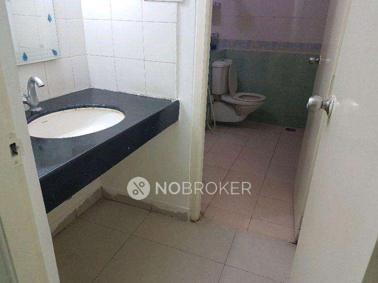 3 BHK Flat In Golden Habitat For Sale  In Kondapur