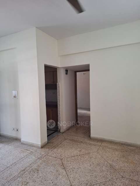 2 BHK Flat In Pmo Cooperative Housing Socity Ltd, Sector-62, Noiida For Sale  In Sector 62