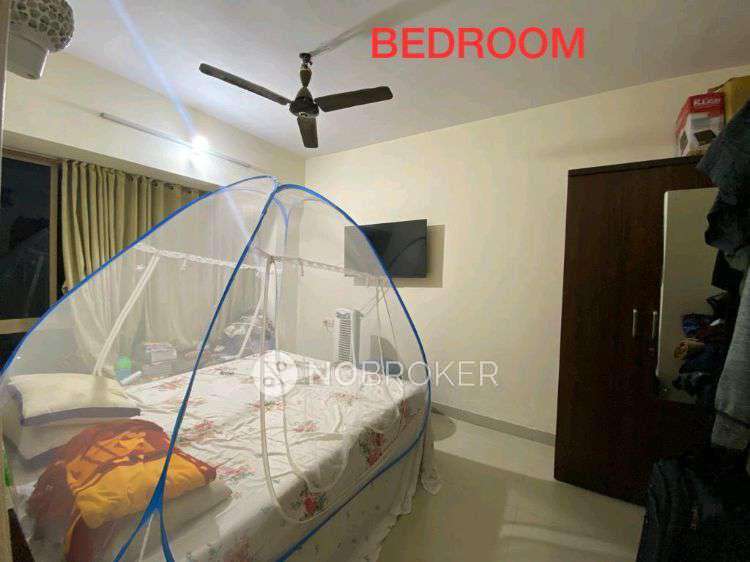 1 BHK Flat In Mangalmurti Apartments For Sale  In Borivali East