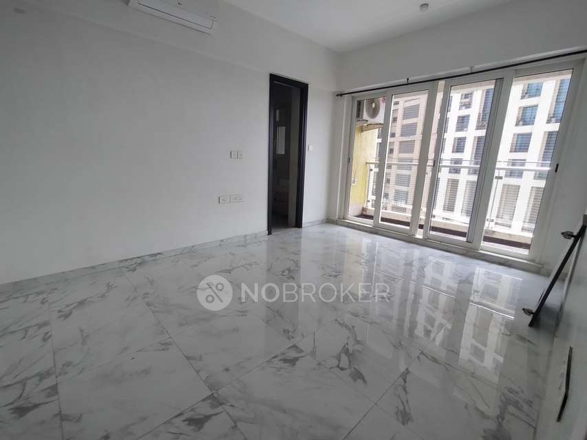 2 BHK Flat In Raheja Exotica For Sale  In Western Malad