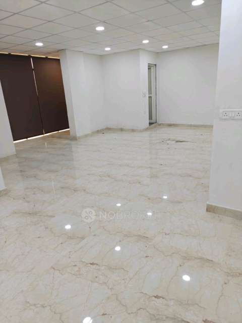 Office Space in Indirapuram, Ghaziabad for Rent 
