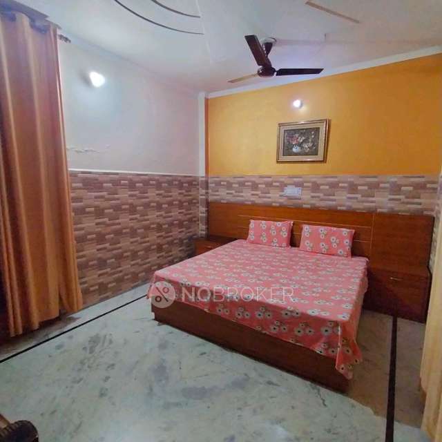 PG for Girls in Ok Model School