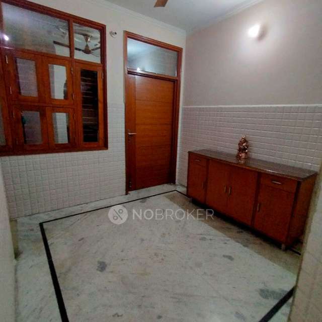 PG for Girls in Ok Model School