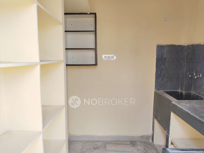 2 BHK Flat In Srinivasam Apartments For Sale  In Boudhanagar Colony