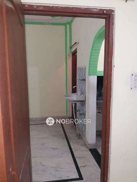 2 BHK Flat In Standalone Building  for Rent  In Palam Vihar Extension
